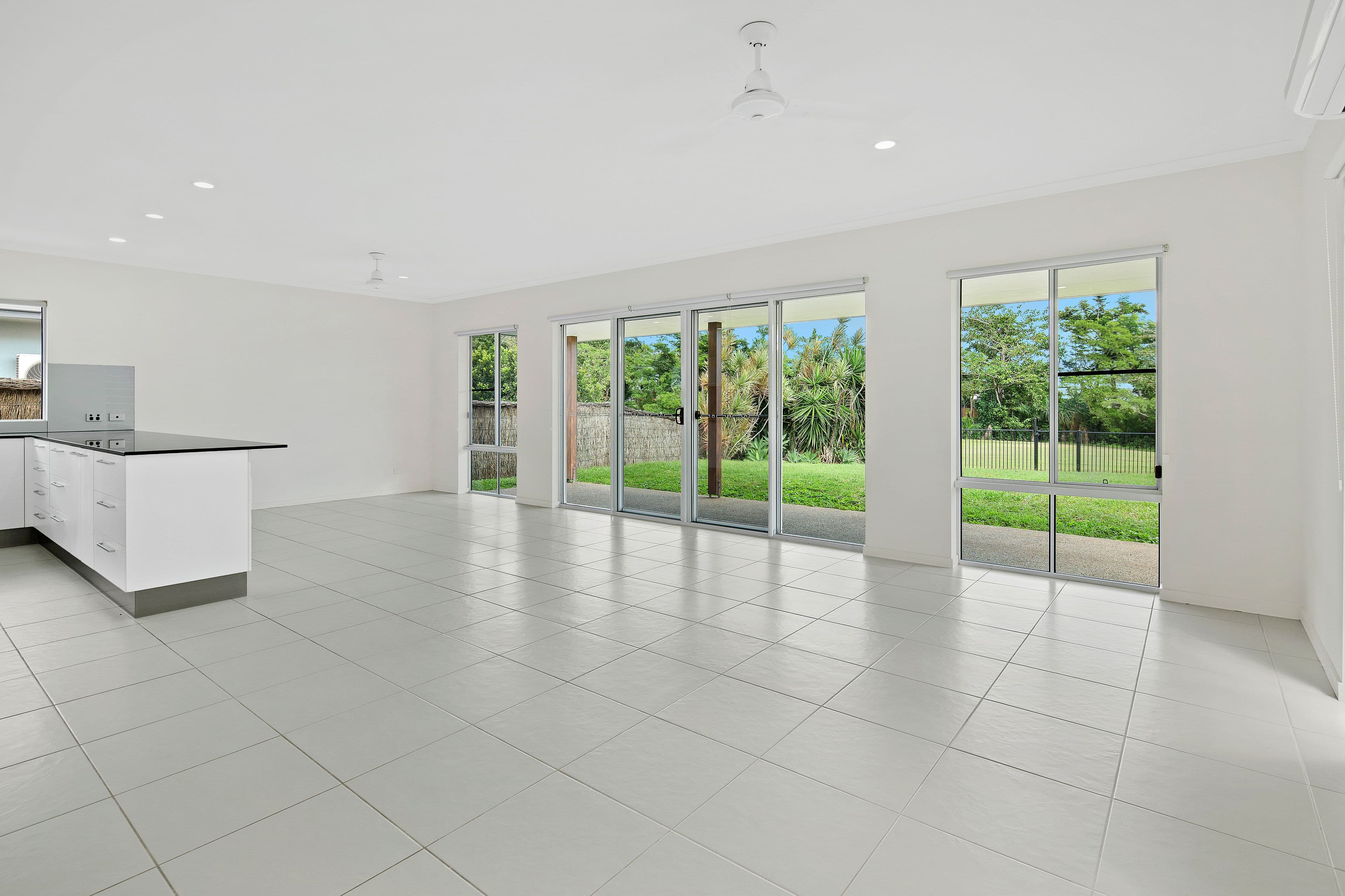 15 Waite Creek Court, Cannonvale QLD 4802, Cannonvale - Thumbnail 3