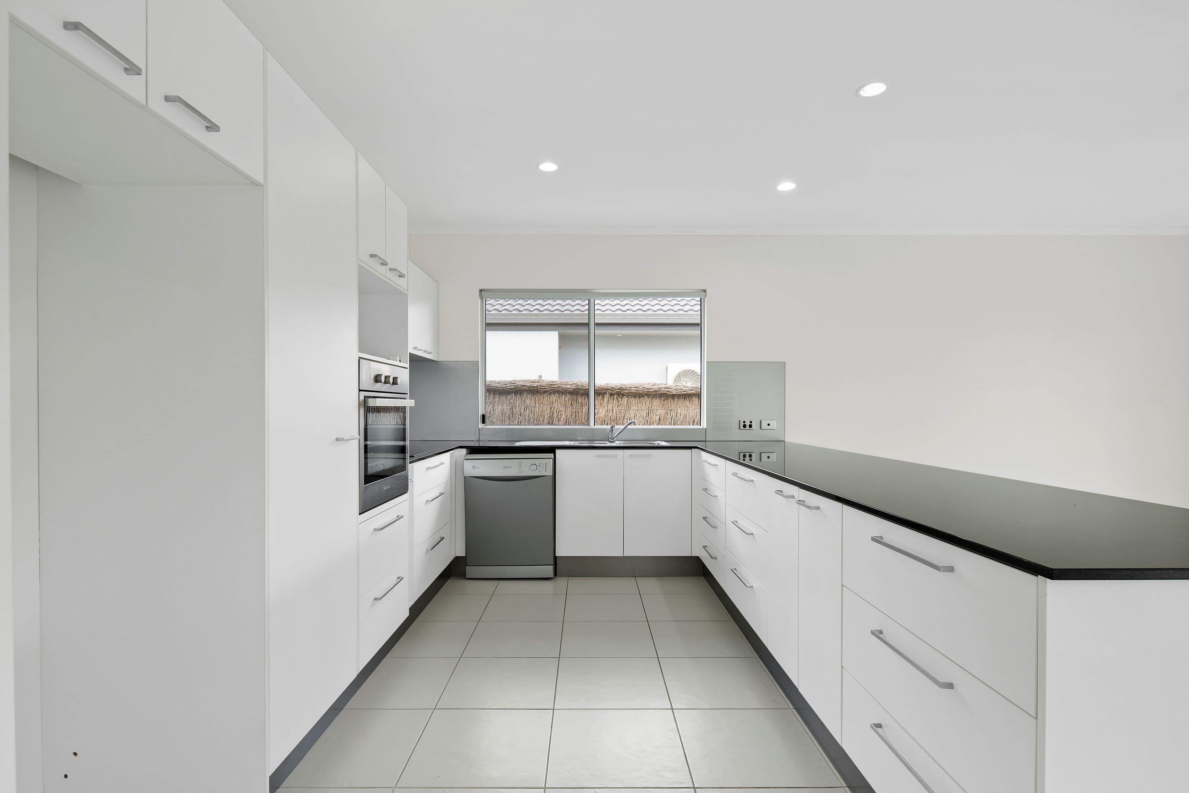 15 Waite Creek Court, Cannonvale QLD 4802, Cannonvale - Thumbnail 4