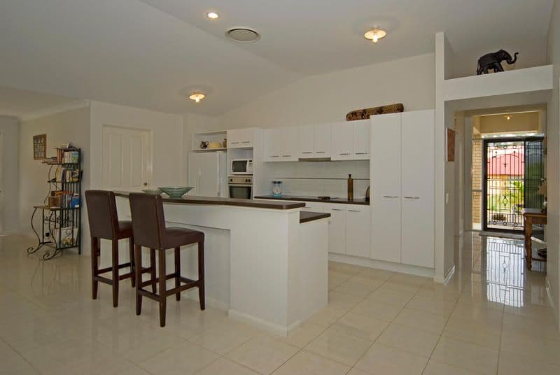 11 Macswiney Street, COLLINGWOOD PARK QLD 4301, Collingwood Park - Thumbnail 6