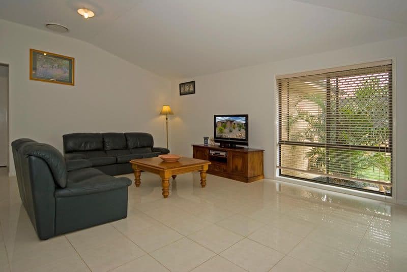 11 Macswiney Street, COLLINGWOOD PARK QLD 4301, Collingwood Park - Thumbnail 8