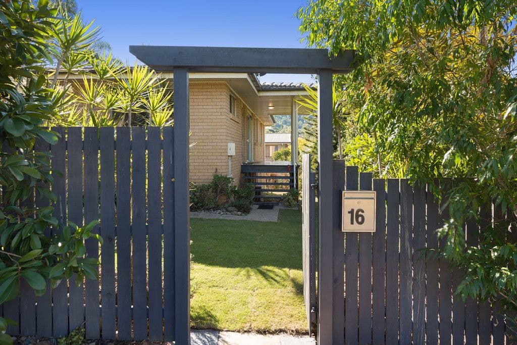 16 Eranga Street, The Gap QLD 4061, The Gap - Thumbnail 3