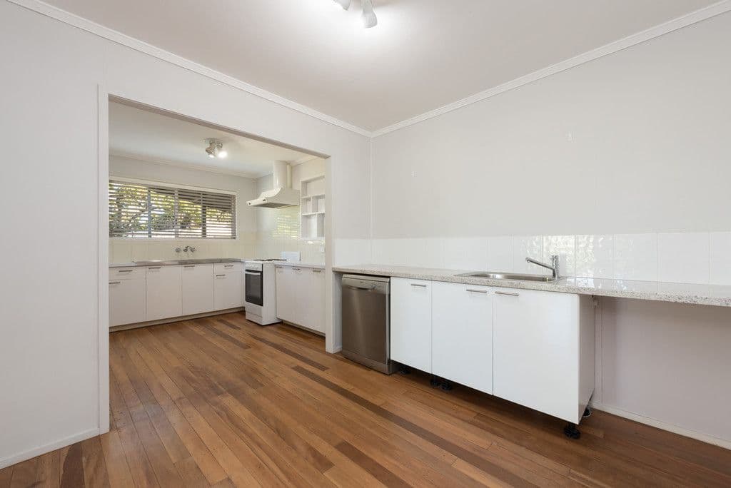 16 Eranga Street, The Gap QLD 4061, The Gap - Thumbnail 7