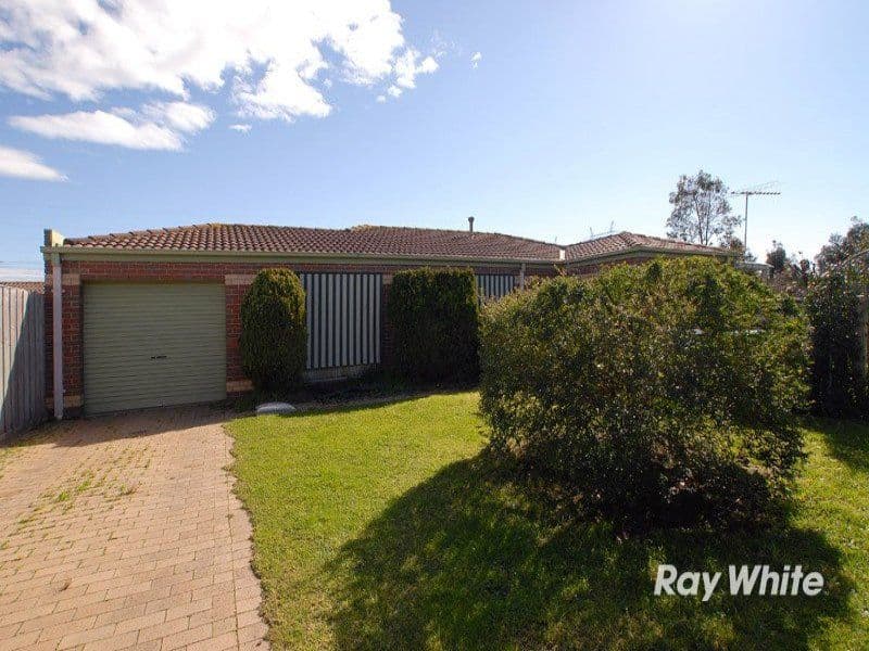 10 Orlit Close, CRANBOURNE VIC 3977, Cranbourne North - Image 1