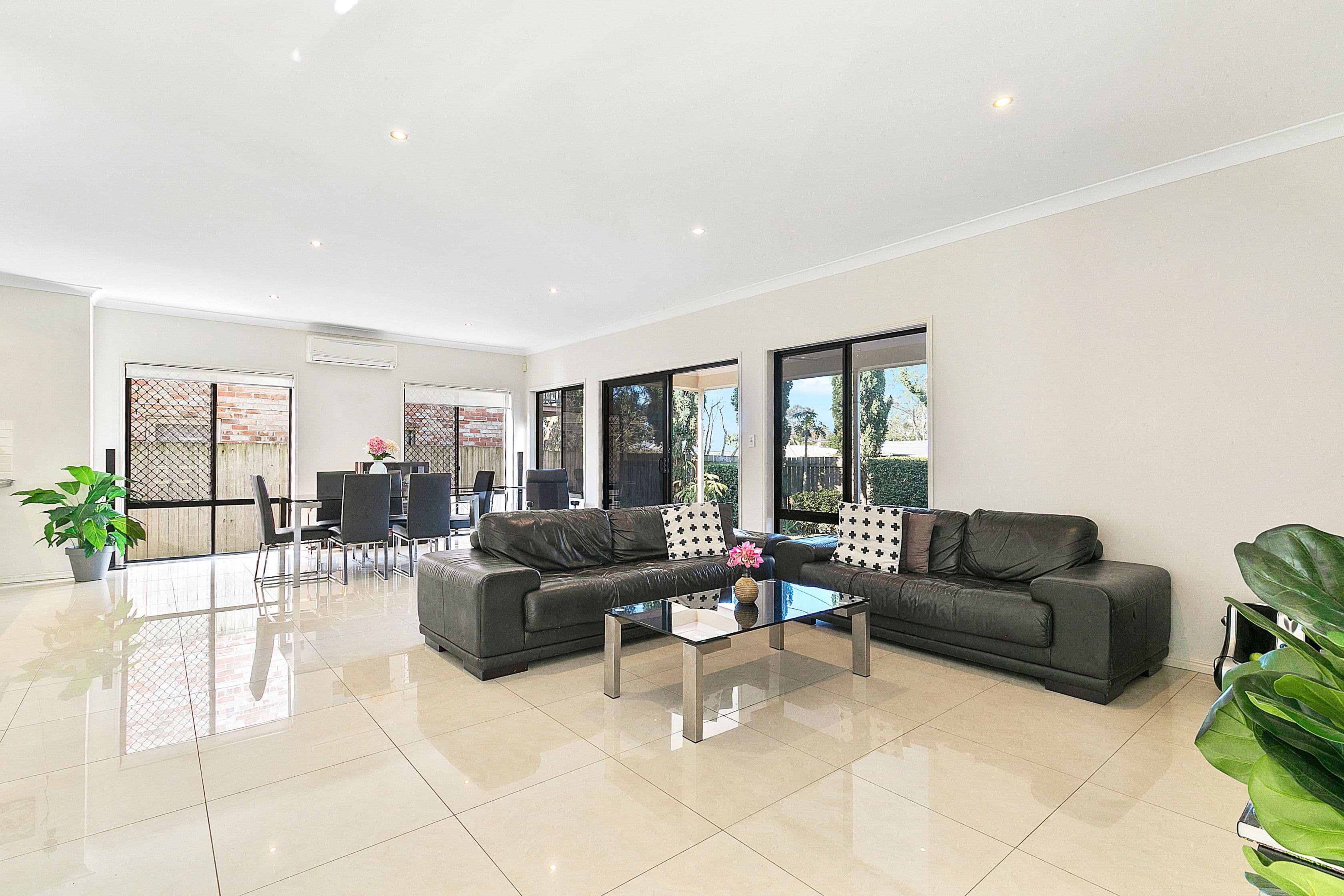 31 Roscommon Road, Boondall QLD 4034, Boondall - Thumbnail 4