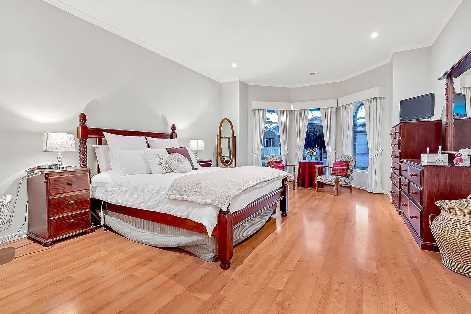 4 Marchmont Rise, Craigieburn VIC 3064, Craigieburn - Thumbnail 3
