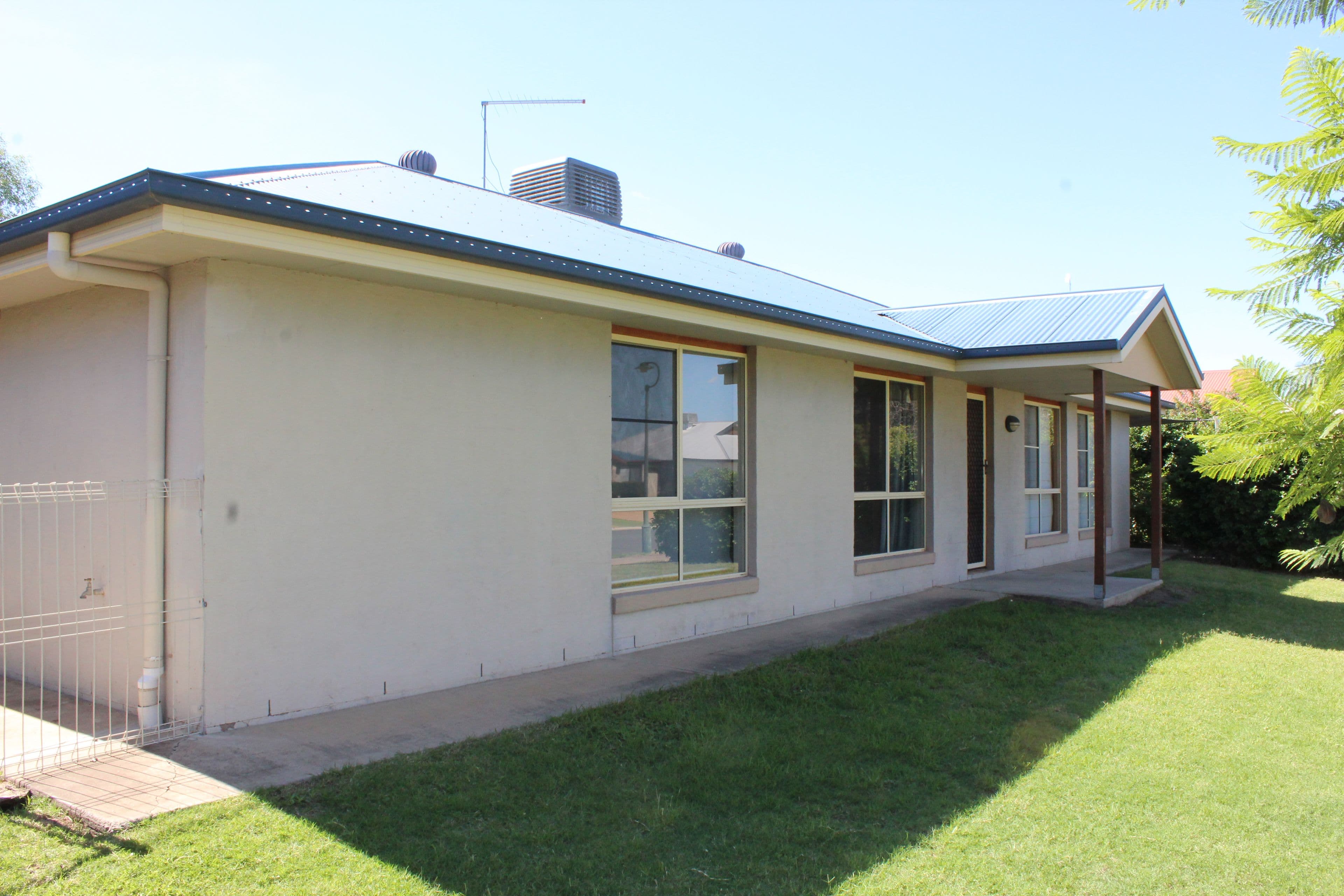 81 Frideswide, Goondiwindi QLD 4390, Goondiwindi - Image 1