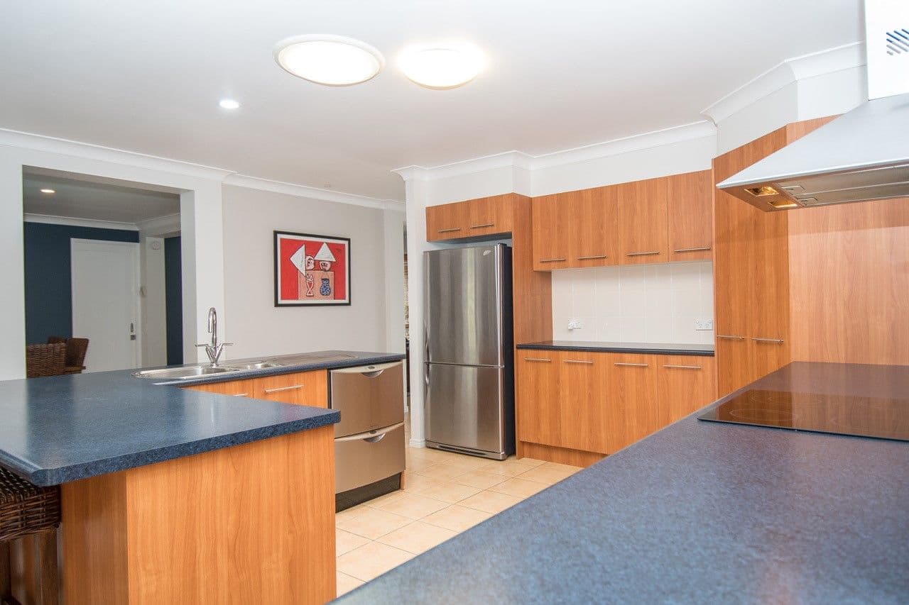 6 Deal Cove, Arundel QLD 4214, Arundel - Thumbnail 6
