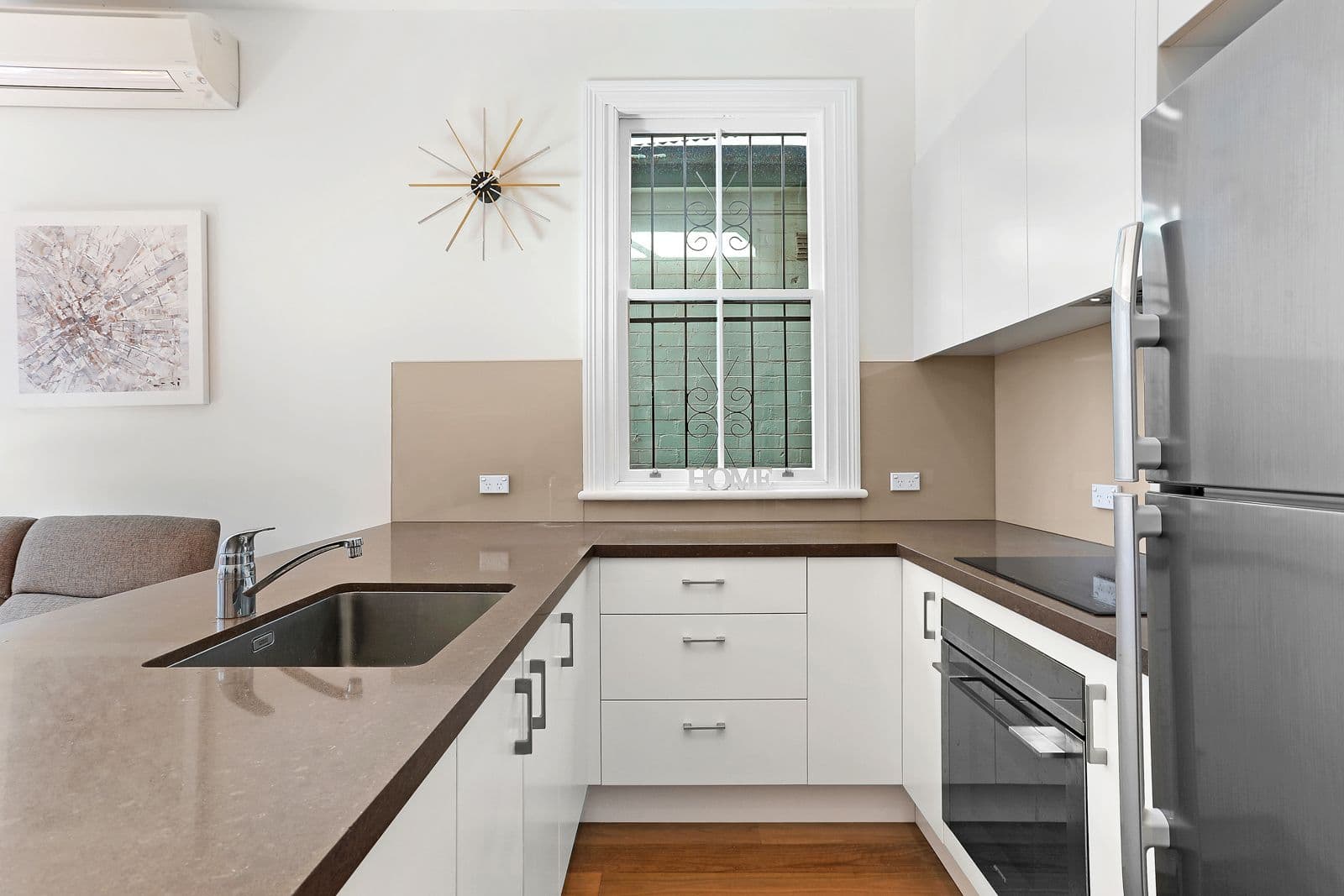 201 Beattie Street, Rozelle - Thumbnail 2