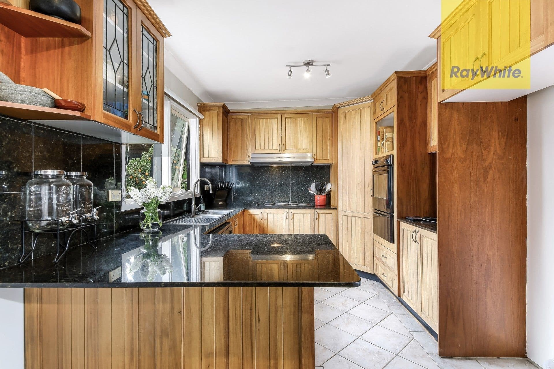 1 Eve Place, Winston Hills - Thumbnail 3