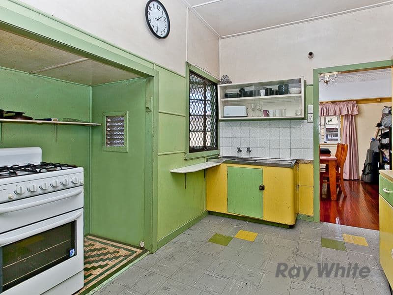 11 Crawford Avenue, Stafford QLD 4053, Stafford - Thumbnail 7