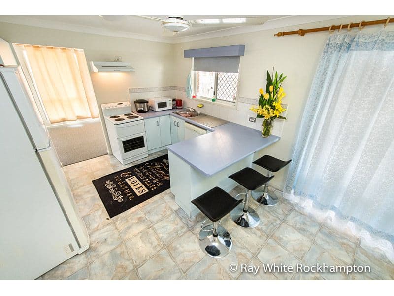 9 Michael Low Place, NORMAN GARDENS QLD 4701, Norman Gardens - Thumbnail 2