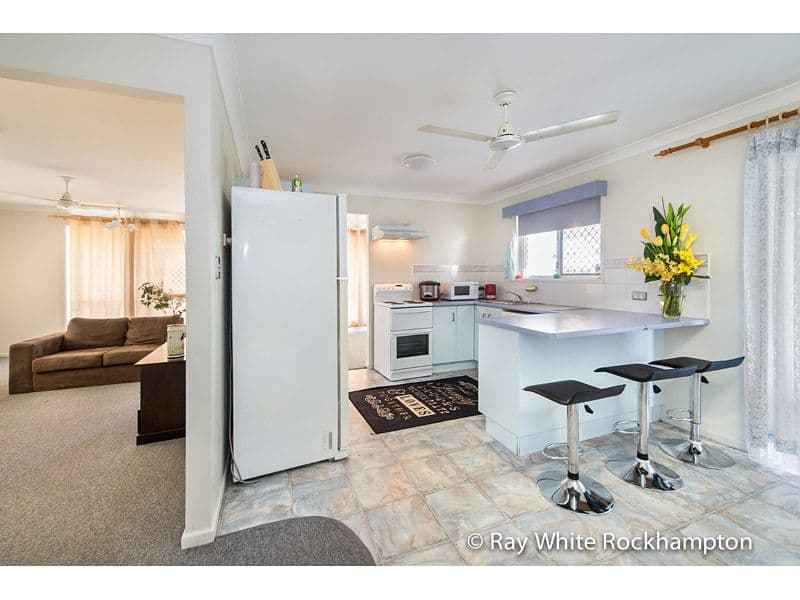 9 Michael Low Place, NORMAN GARDENS QLD 4701, Norman Gardens - Thumbnail 3
