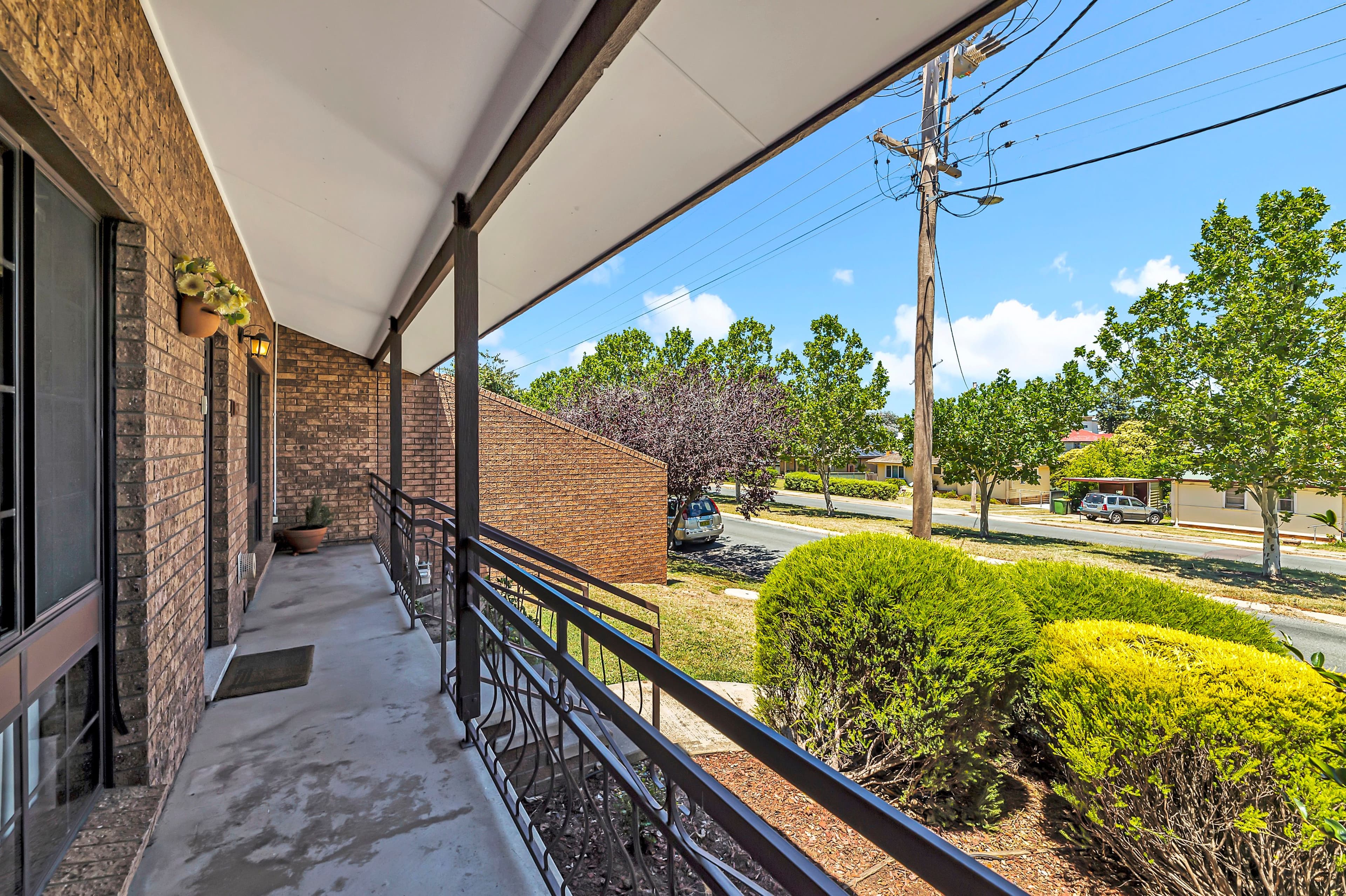 9 Thurralilly Street, Queanbeyan NSW 2620, Queanbeyan East - Thumbnail 2