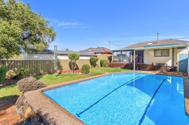 66 RUNYON Avenue, Greystanes NSW 2145, Greystanes - Thumbnail 2