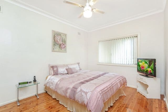 66 RUNYON Avenue, Greystanes NSW 2145, Greystanes - Thumbnail 7