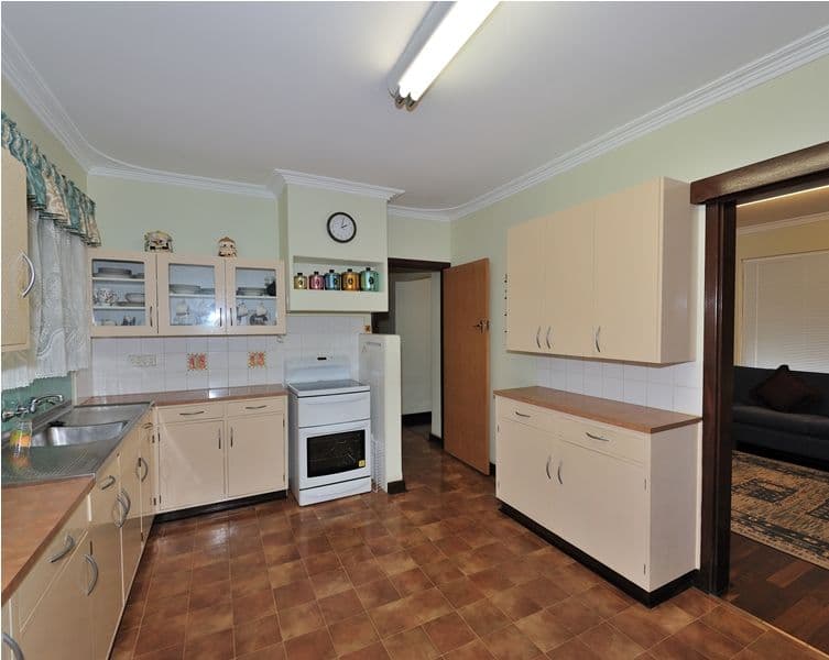 11 Robyn Street, MORLEY WA 6062, Morley - Thumbnail 5