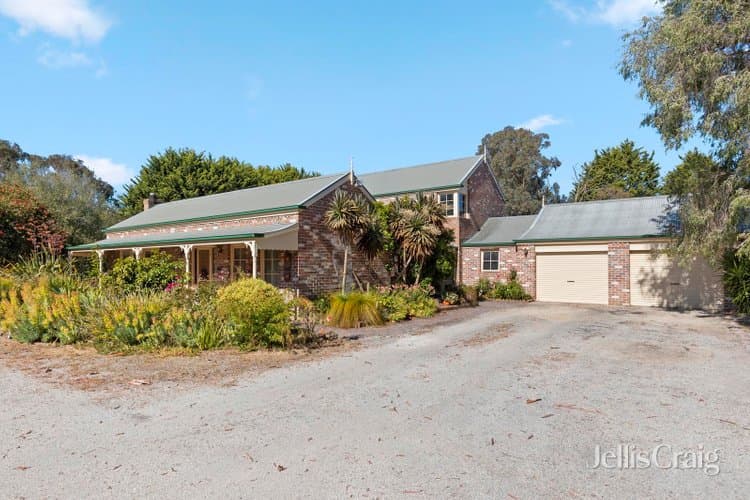 11-19 Caldwell Crescent, Wallington, Wallington - Thumbnail 2