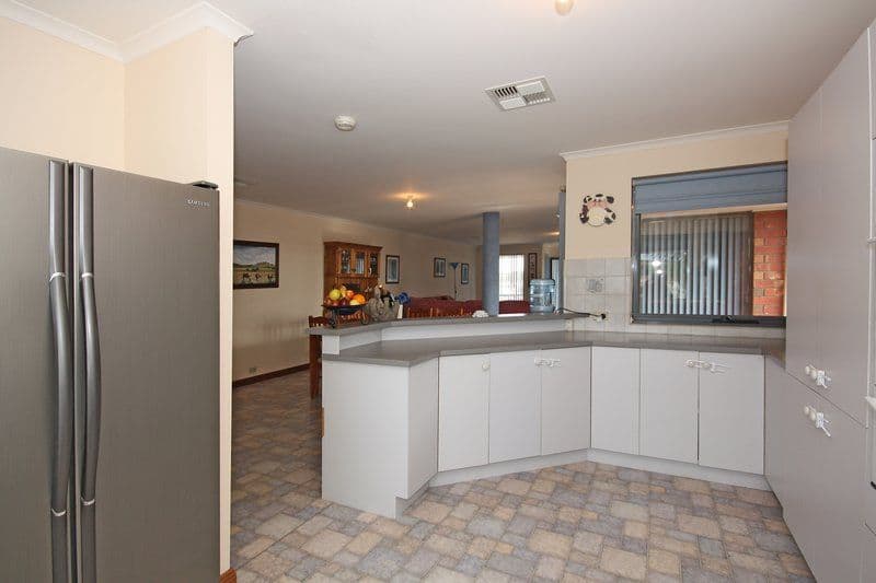 548 Main South Road, OLD NOARLUNGA SA 5168, Old Noarlunga - Thumbnail 6