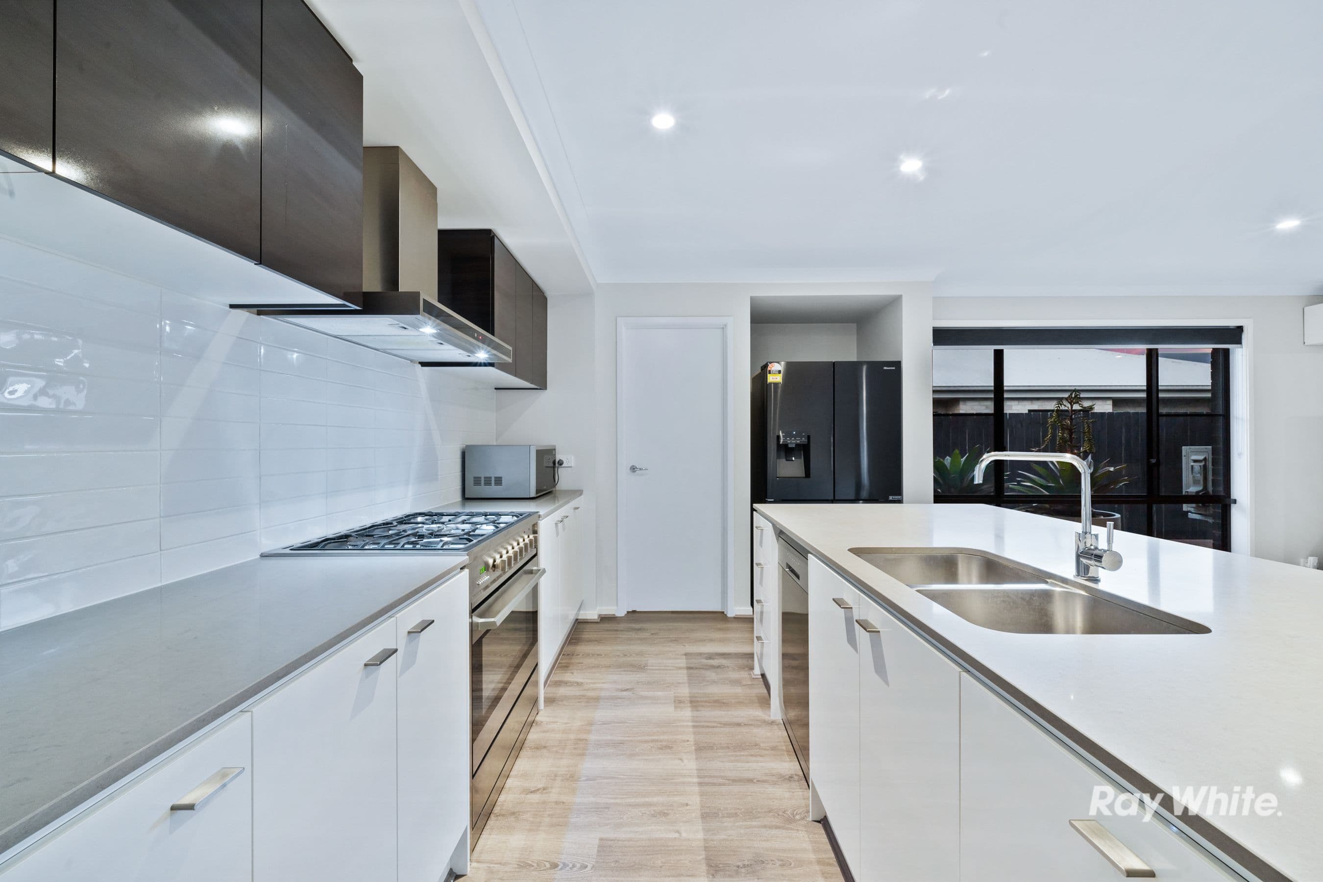 15 Talbot Drive, Greenbank QLD 4124, Greenbank - Thumbnail 2