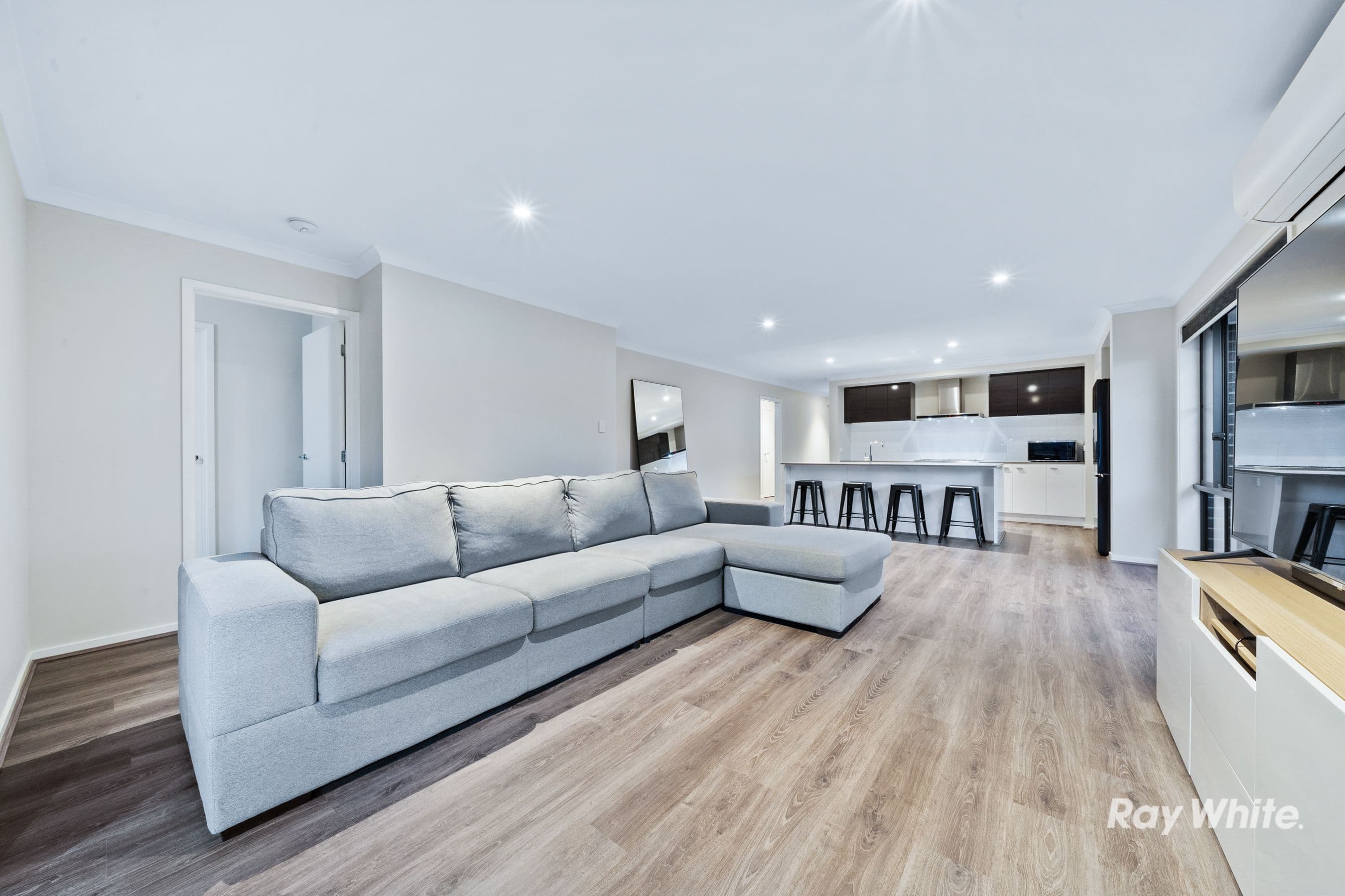 15 Talbot Drive, Greenbank QLD 4124, Greenbank - Thumbnail 6