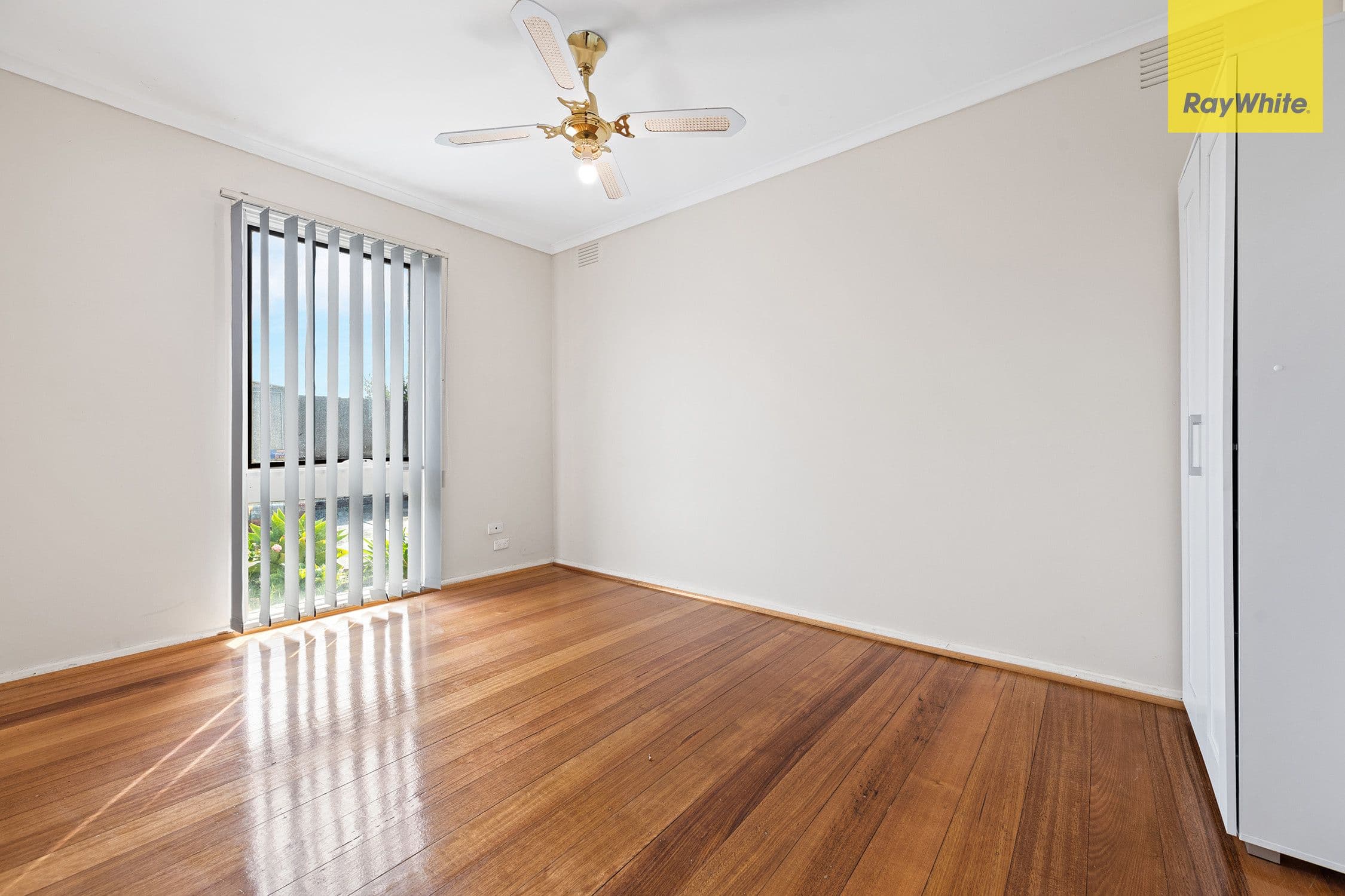 2 Meadowbank Court, Kings Park VIC 3021, Kings Park - Thumbnail 8