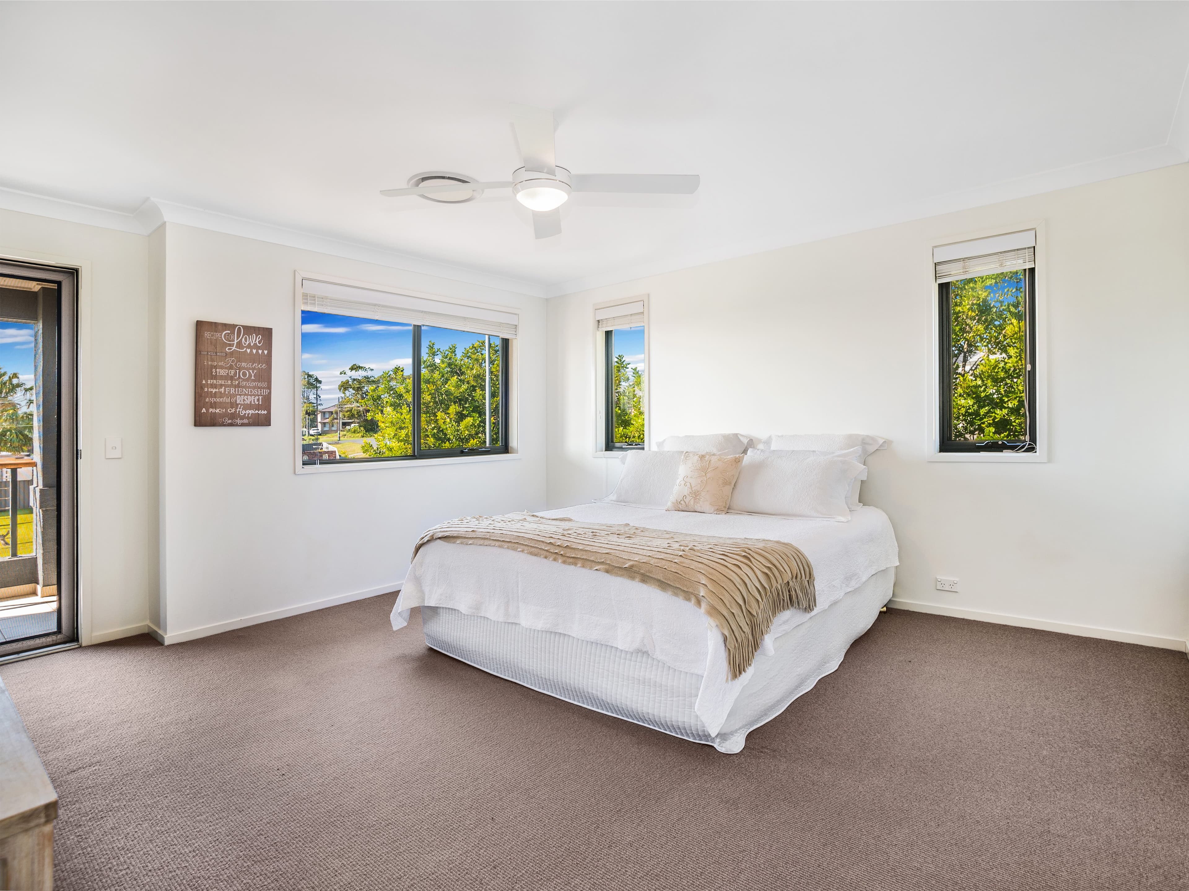 22 Frances Street, Helensburgh - Thumbnail 8