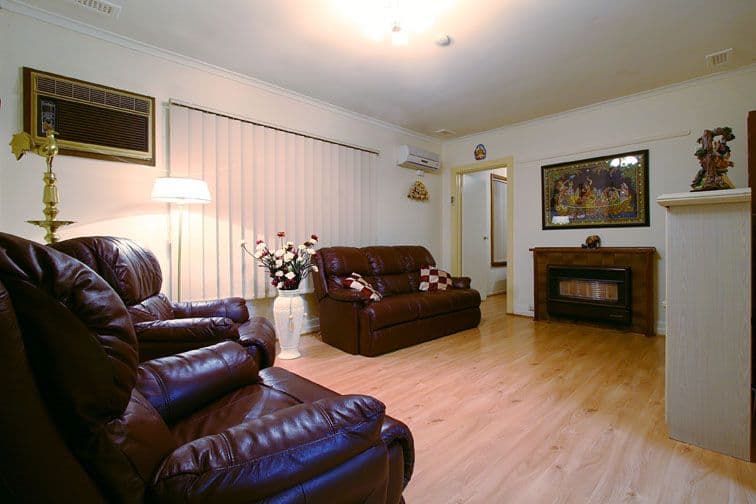 7 Attunga Street, Chadstone VIC 3148, Chadstone - Thumbnail 2