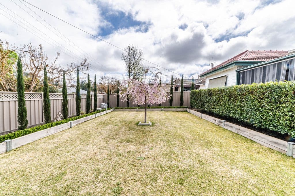 9 Longmore Street, Kangaroo Flat VIC 3555, Kangaroo Flat - Image 1