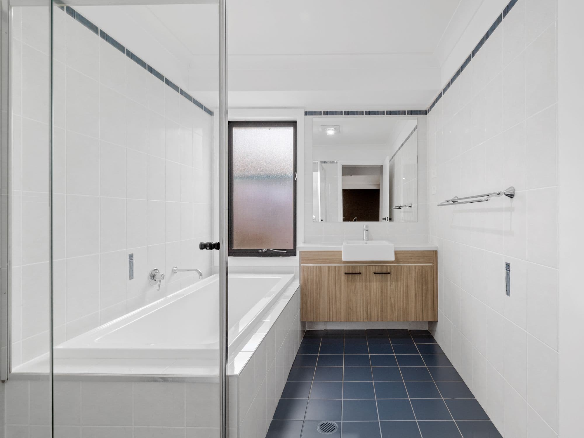 11 Minorca Circuit, Spring Farm NSW 2570, Spring Farm - Thumbnail 6