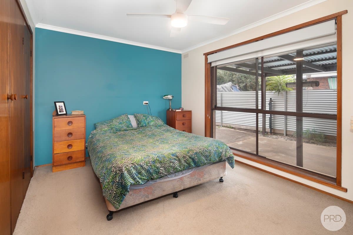 4 Hinkler Avenue, SEBASTOPOL VIC 3356, Sebastopol Property Image - Thumbnail 5