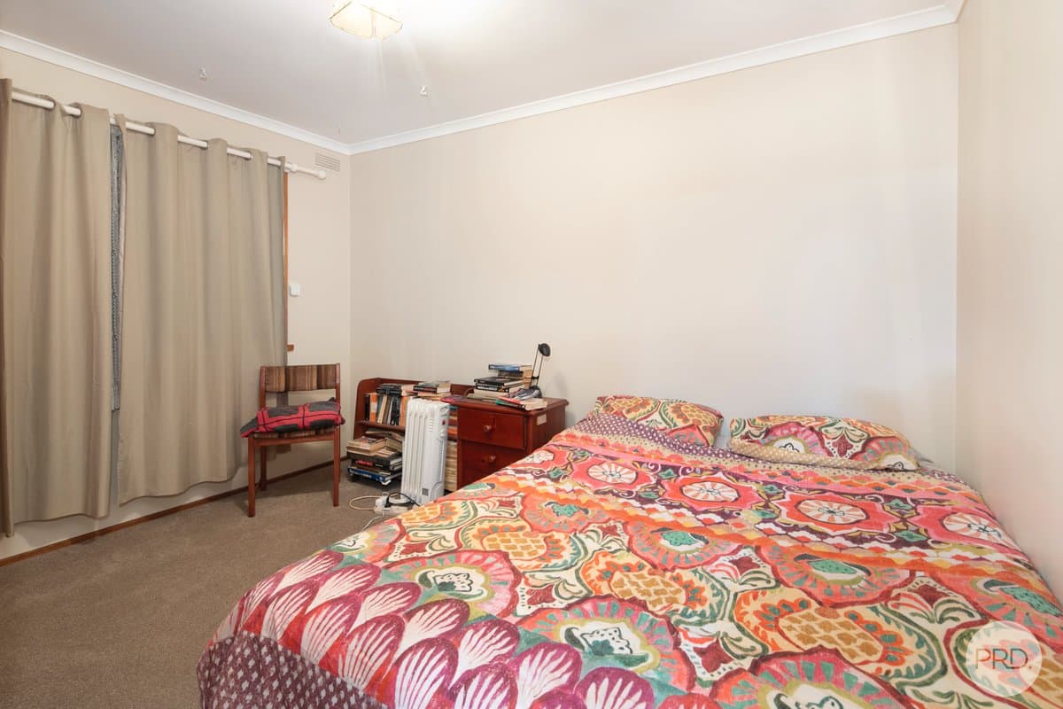 4 Hinkler Avenue, SEBASTOPOL VIC 3356, Sebastopol Property Image - Thumbnail 6