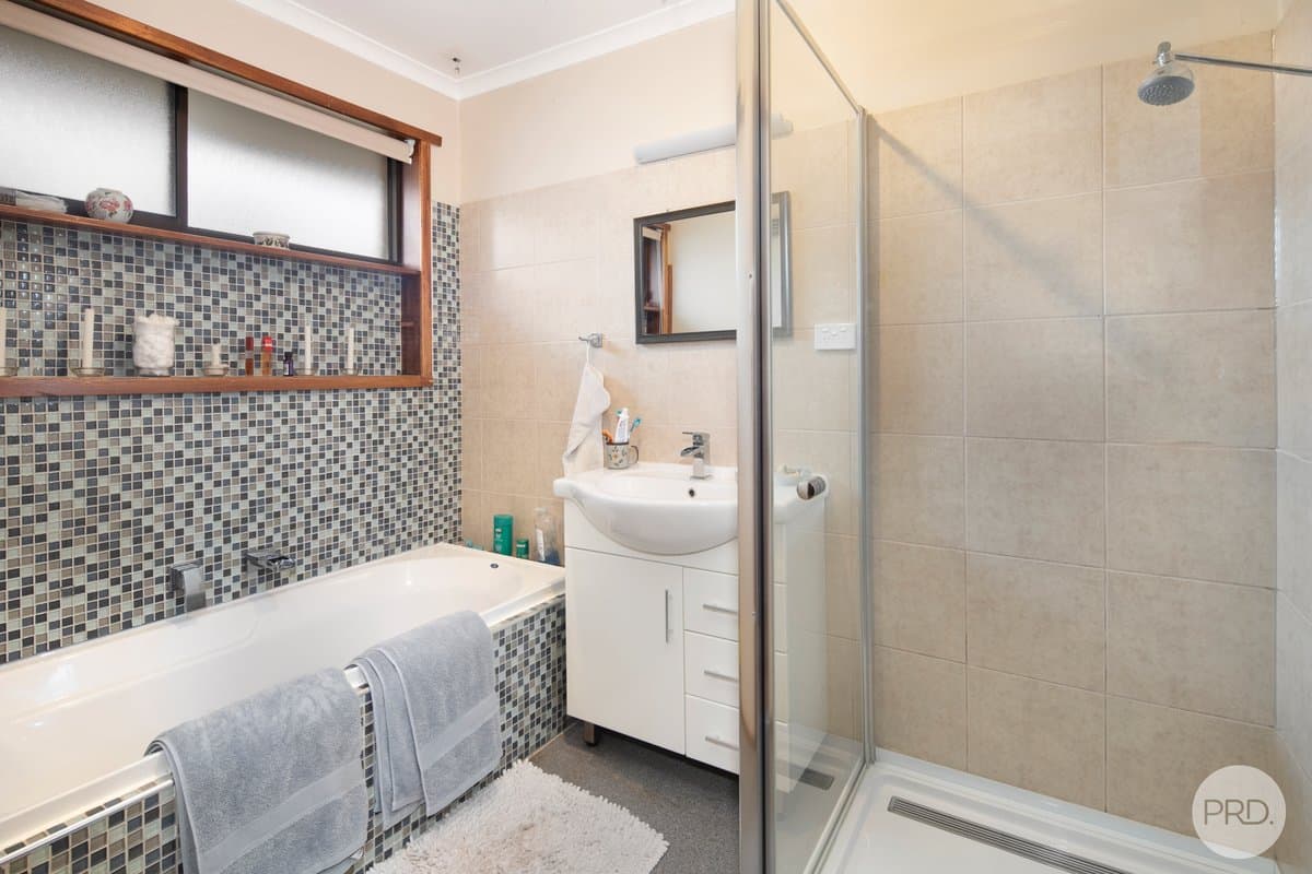 4 Hinkler Avenue, SEBASTOPOL VIC 3356, Sebastopol Property Image - Thumbnail 8