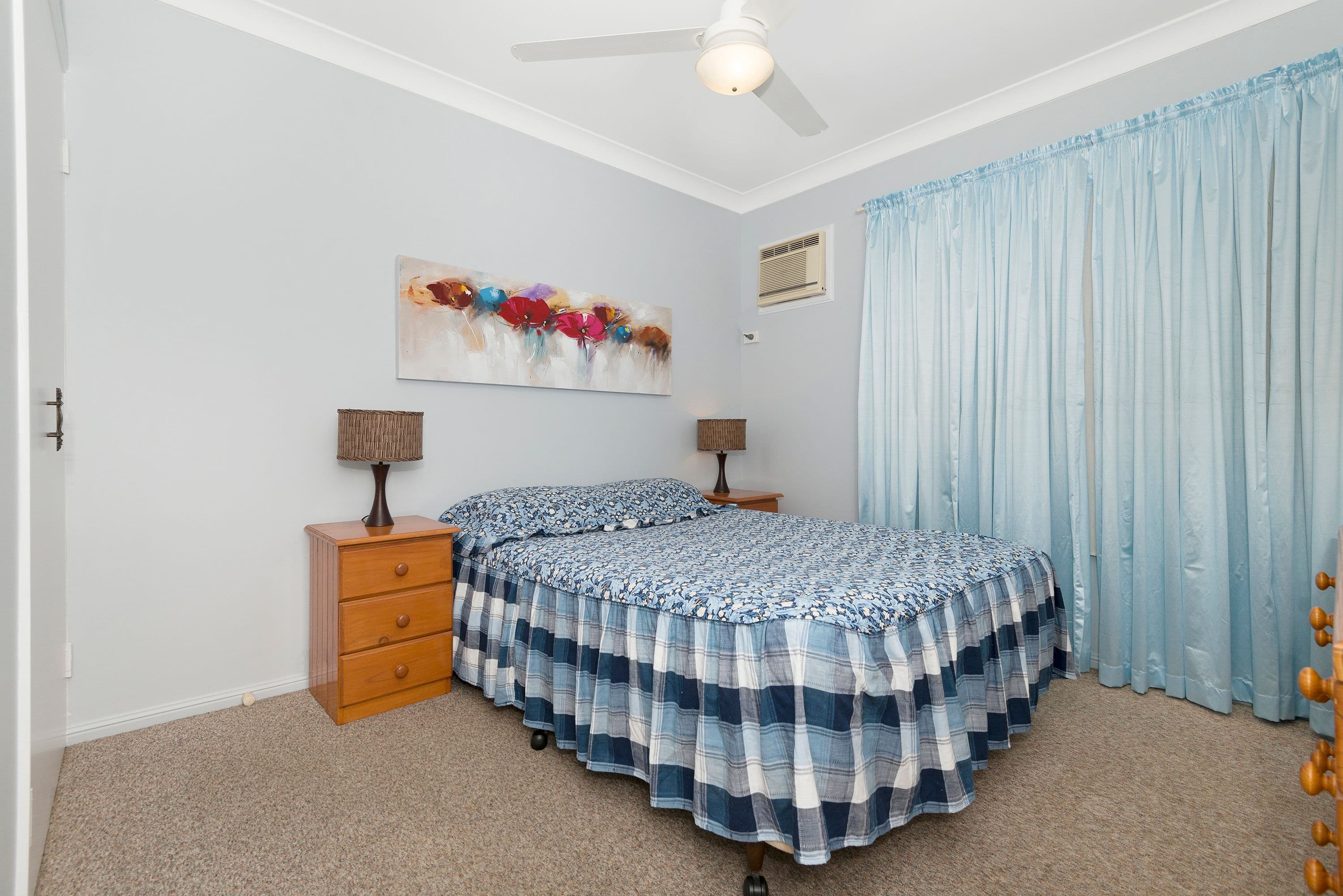 60 Lindsay Street, Rosslea QLD 4812, Rosslea - Thumbnail 2