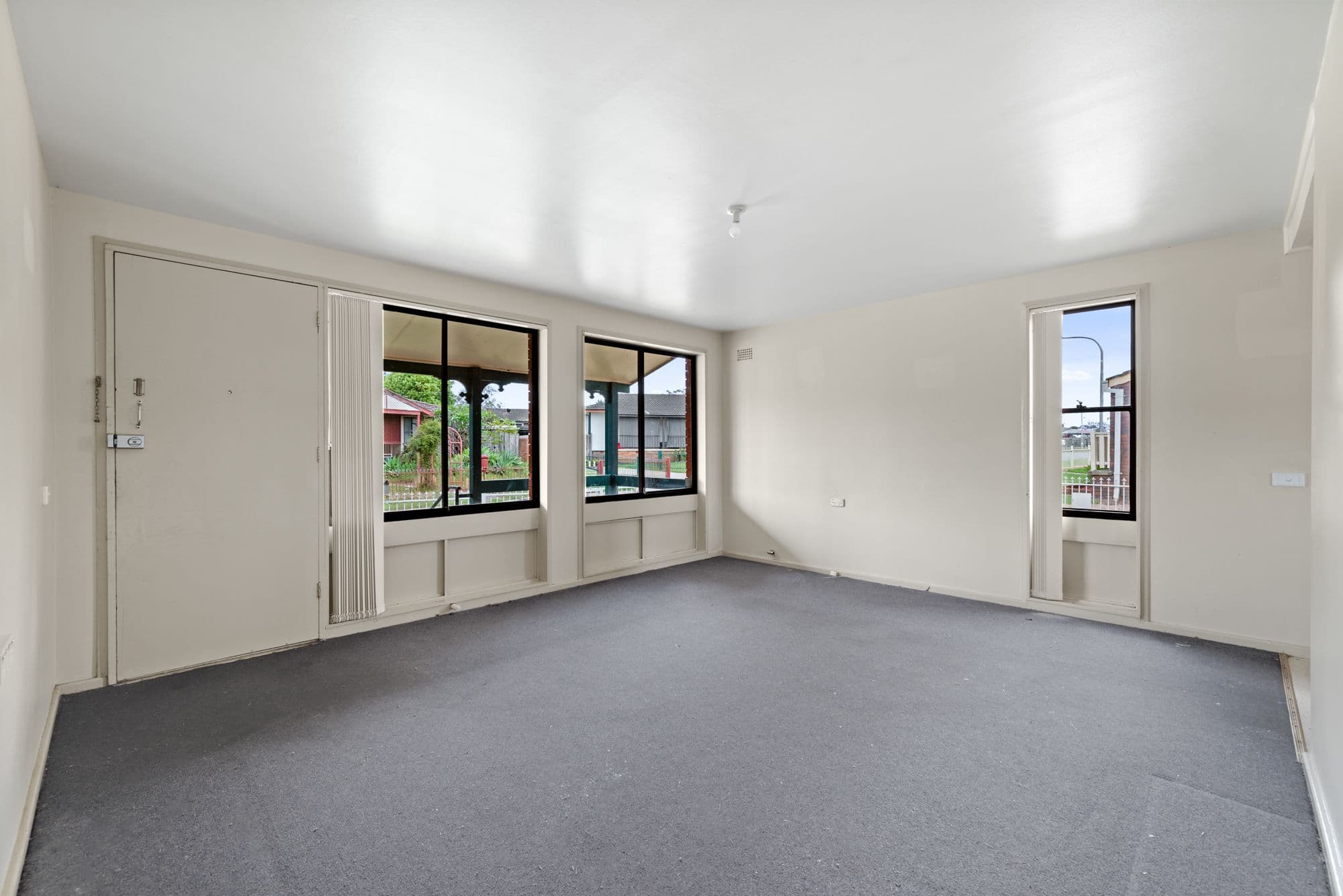 2 Wanganella Way, Airds NSW 2560, Airds - Thumbnail 4