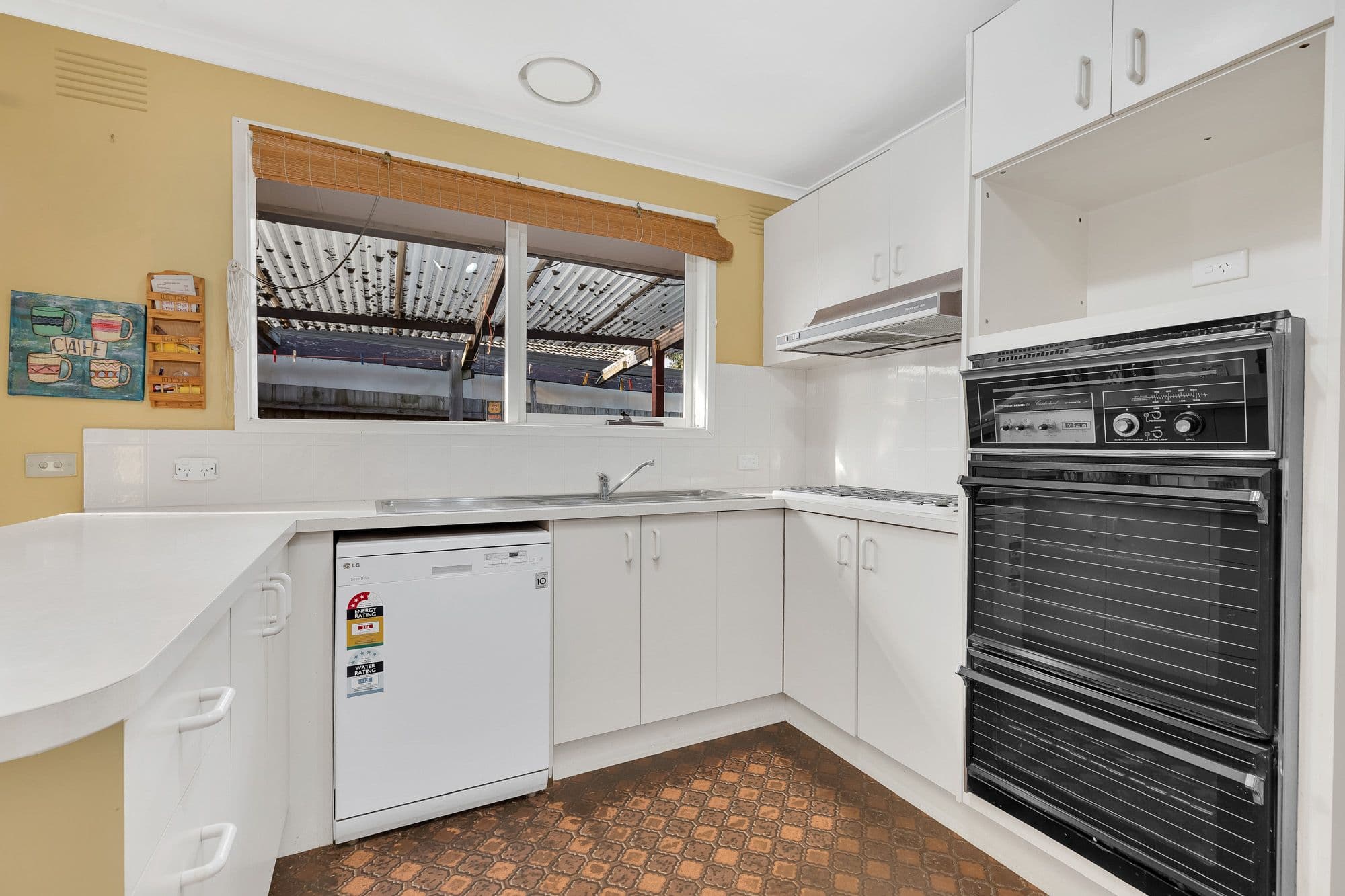 7 Cropley Court, Werribee VIC 3030, Werribee - Thumbnail 8
