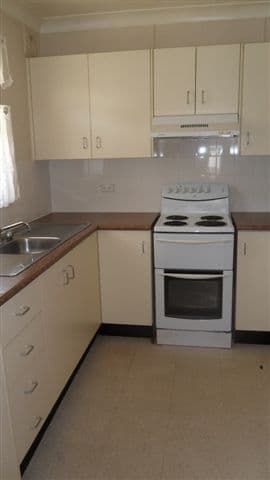 2 McCool Street, WARILLA NSW 2528, Warilla - Thumbnail 2