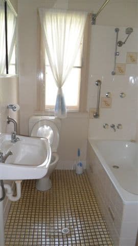 2 McCool Street, WARILLA NSW 2528, Warilla - Thumbnail 4