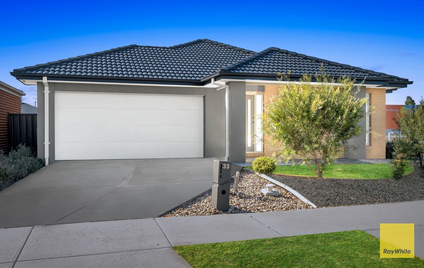 33 Henderson Drive, Tarneit VIC 3029, Tarneit - Image 1