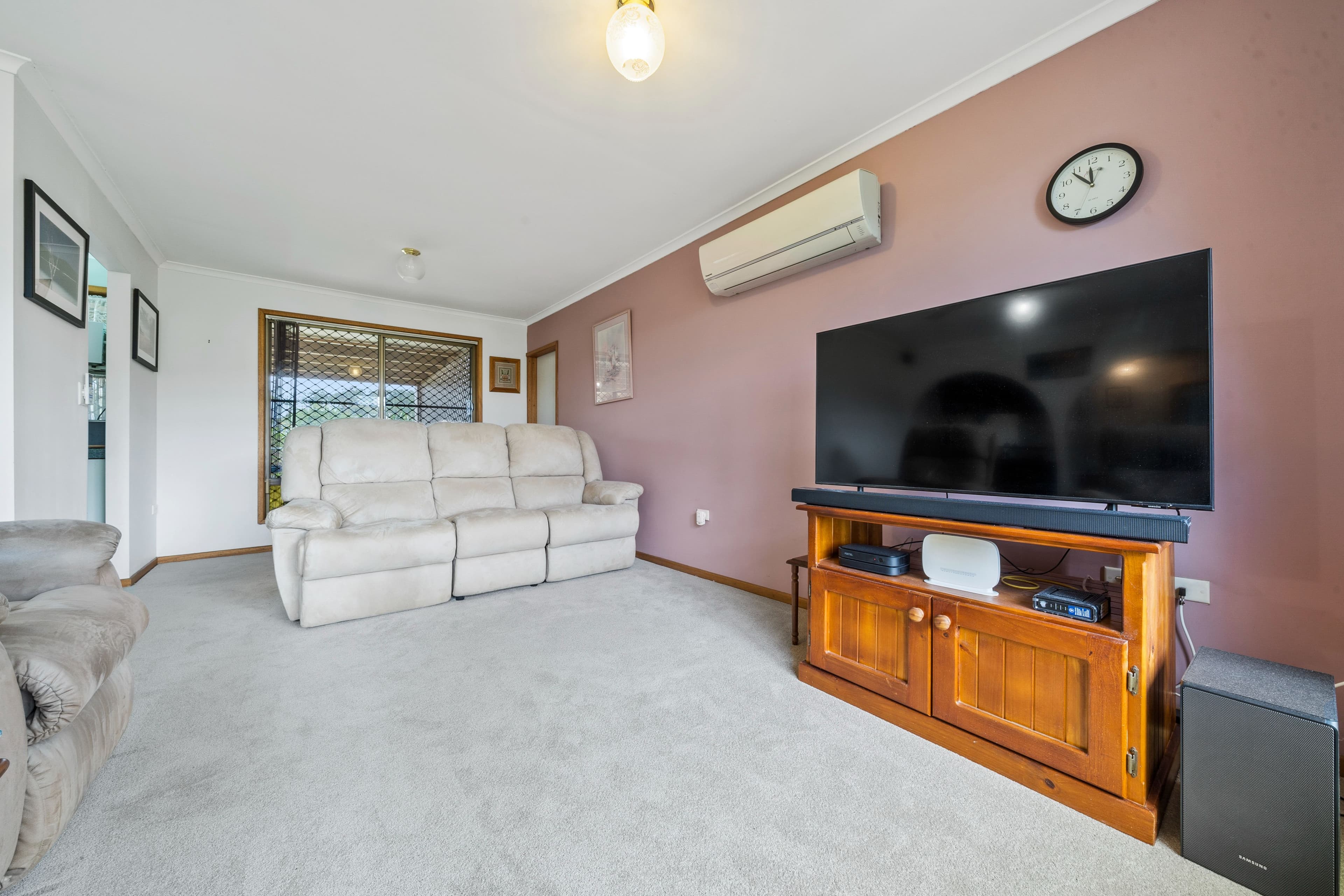 93 Mount Warren Boulevard, Mount Warren Park QLD 4207, Mount Warren Park - Thumbnail 4
