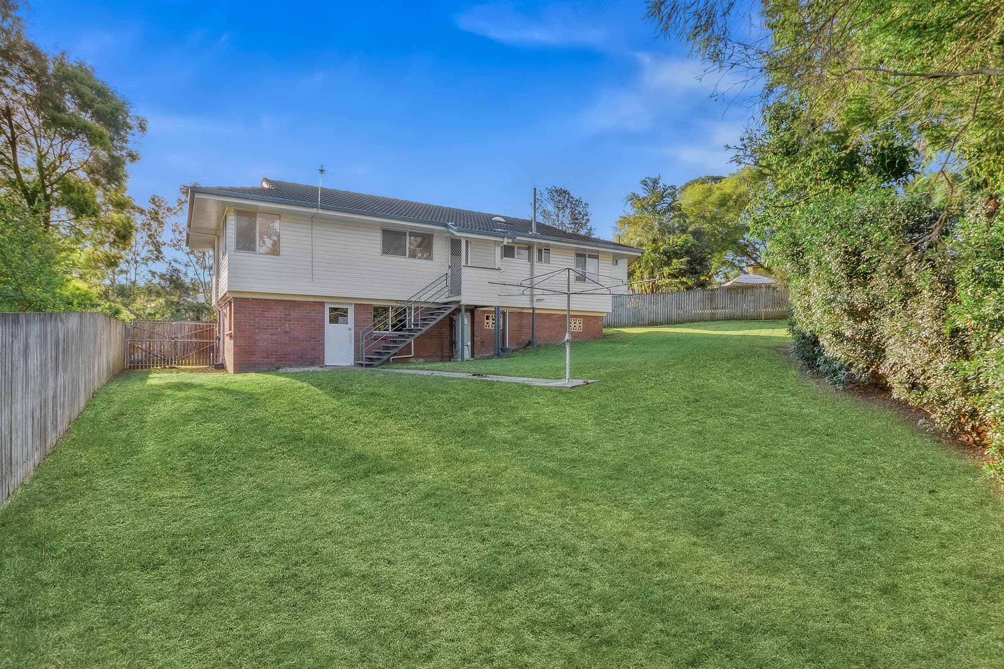 5 Pilton Place, The Gap QLD 4061, The Gap - Thumbnail 2
