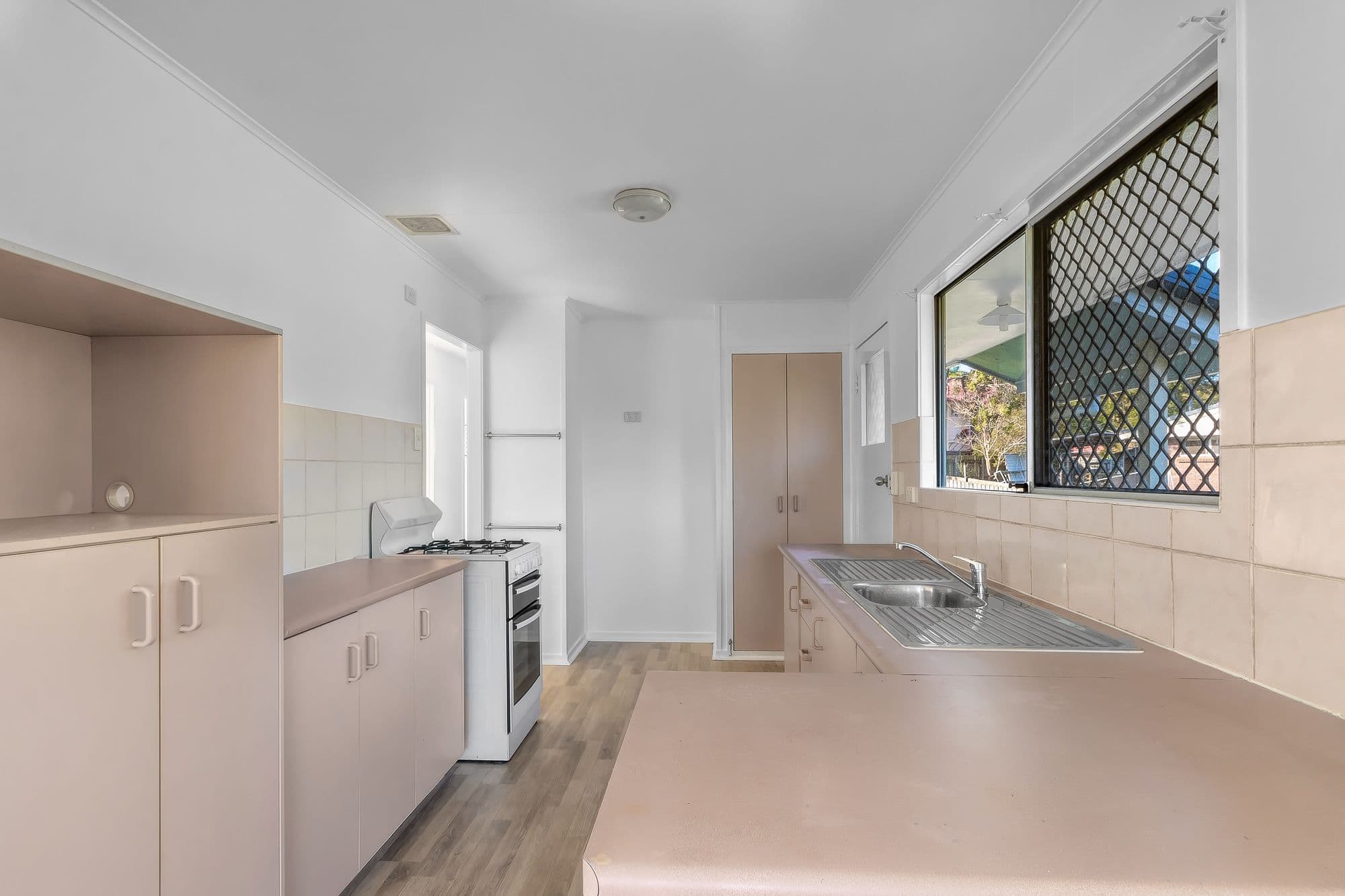 5 Pilton Place, The Gap QLD 4061, The Gap - Thumbnail 4