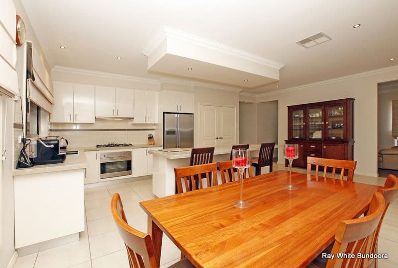 13 Grampians Drive, SOUTH MORANG VIC 3752, South Morang - Thumbnail 2