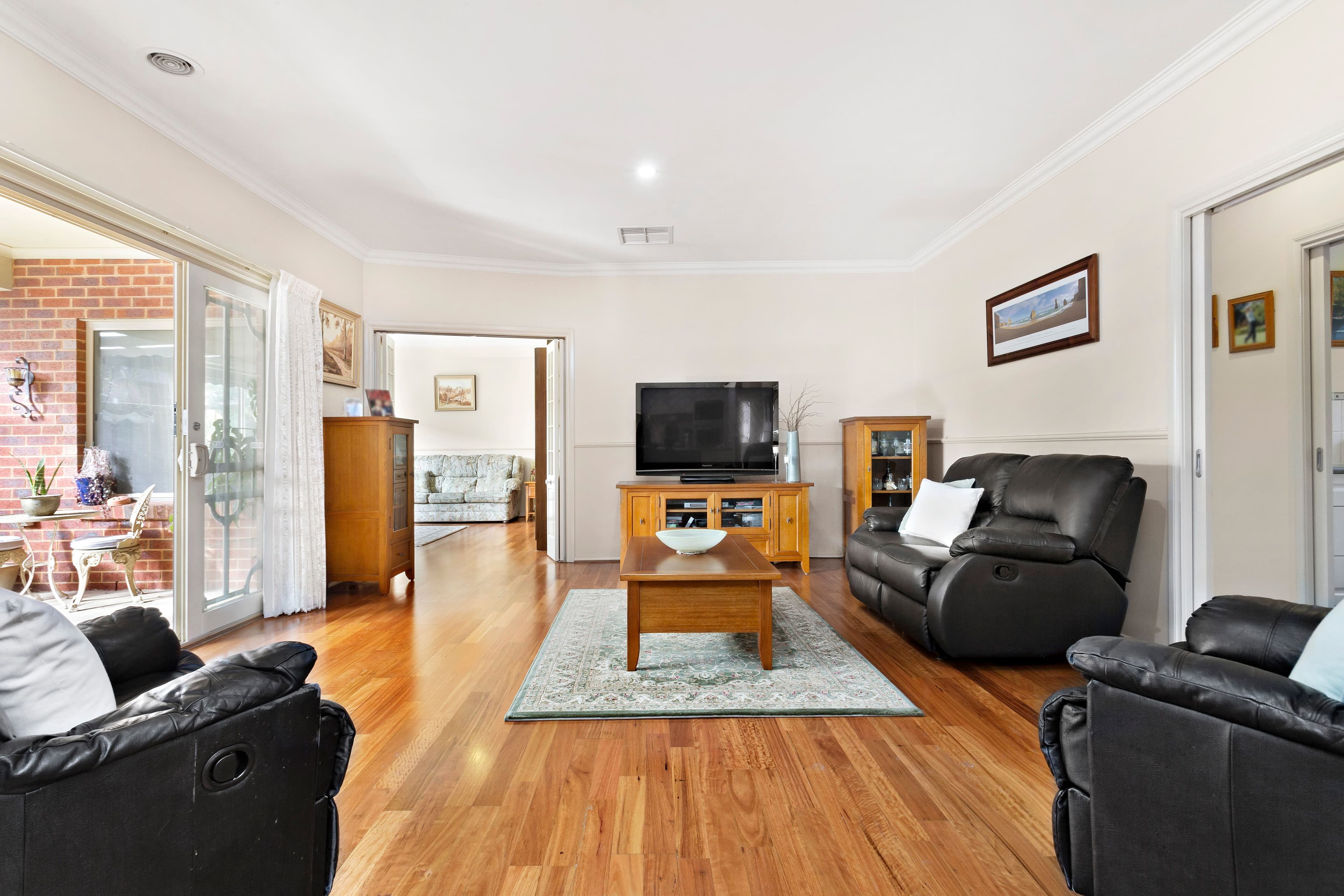 7 Jondarvan Drive, Mernda VIC 3754, Mernda - Thumbnail 5