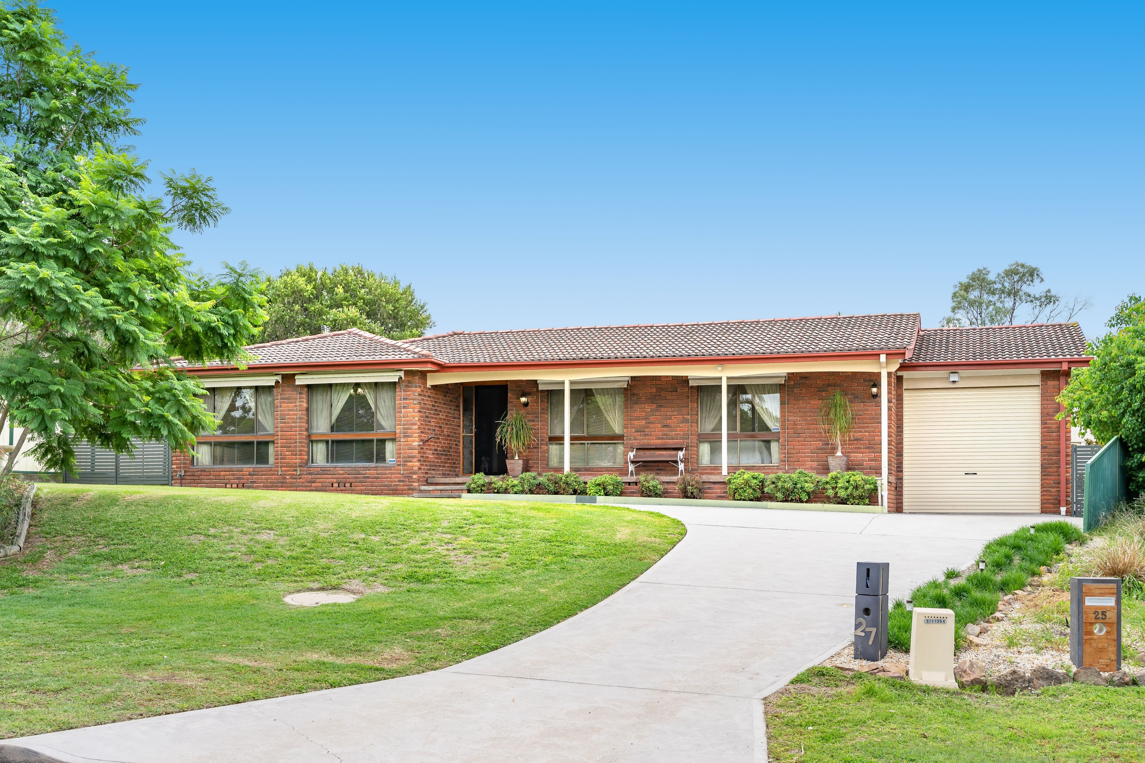 27 Lloyd Jones Drive, Singleton NSW 2330, Singleton - Image 1
