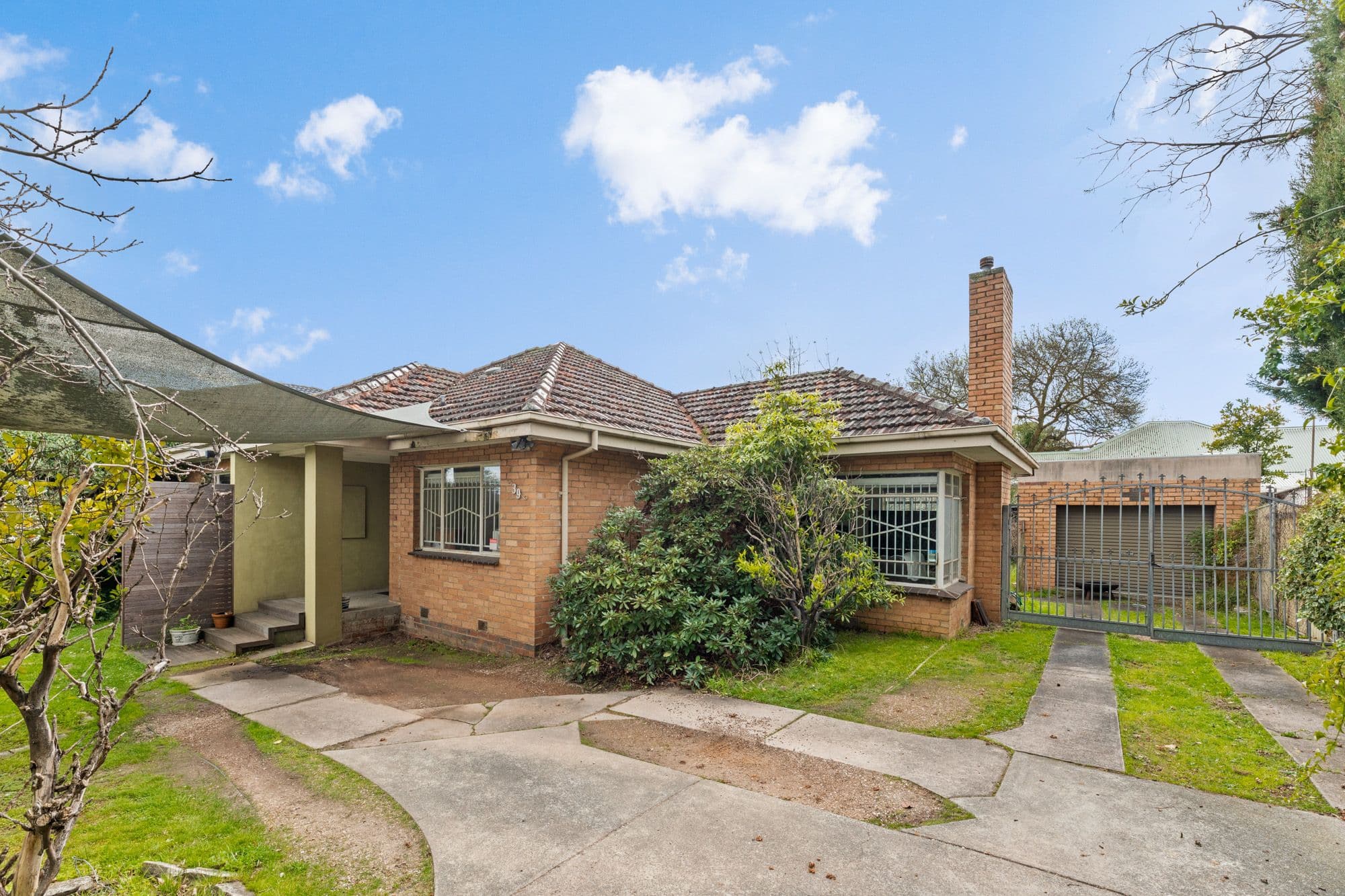 39 Canterbury Road, Blackburn VIC 3130, Blackburn - Thumbnail 2