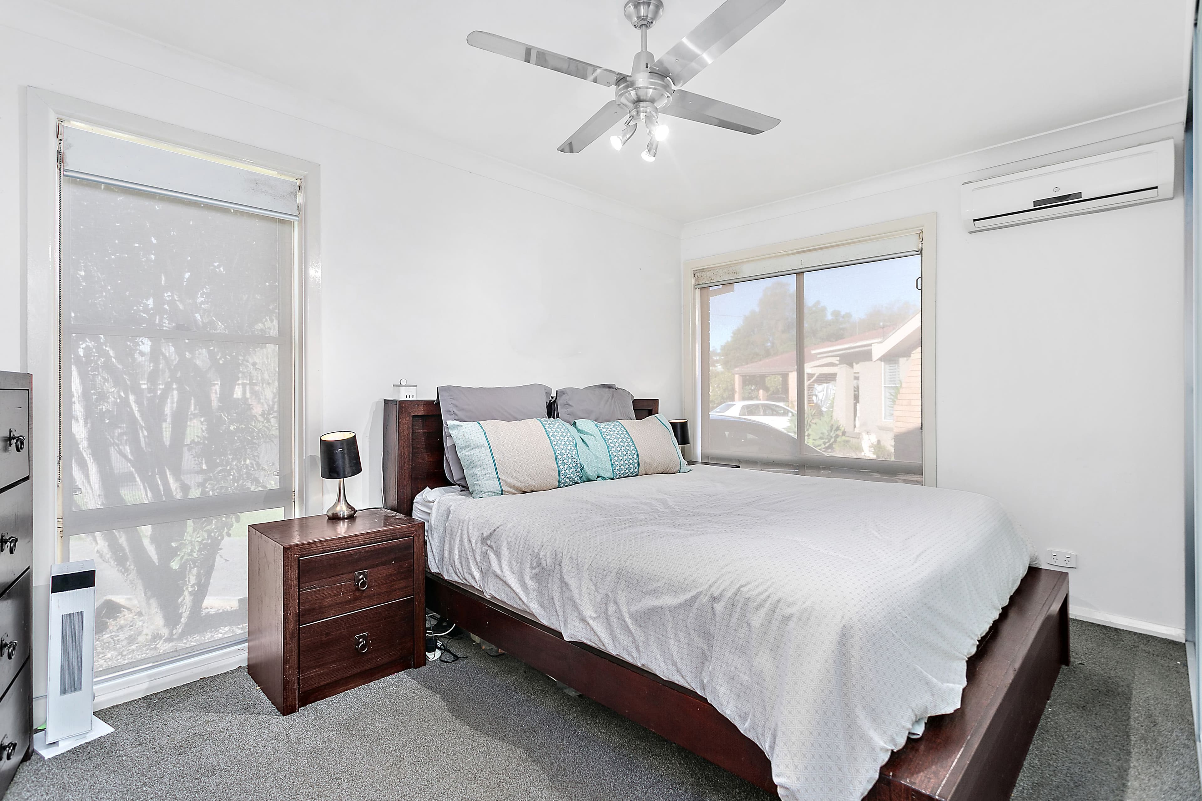 10 Camelot Place, Oak Flats - Thumbnail 5