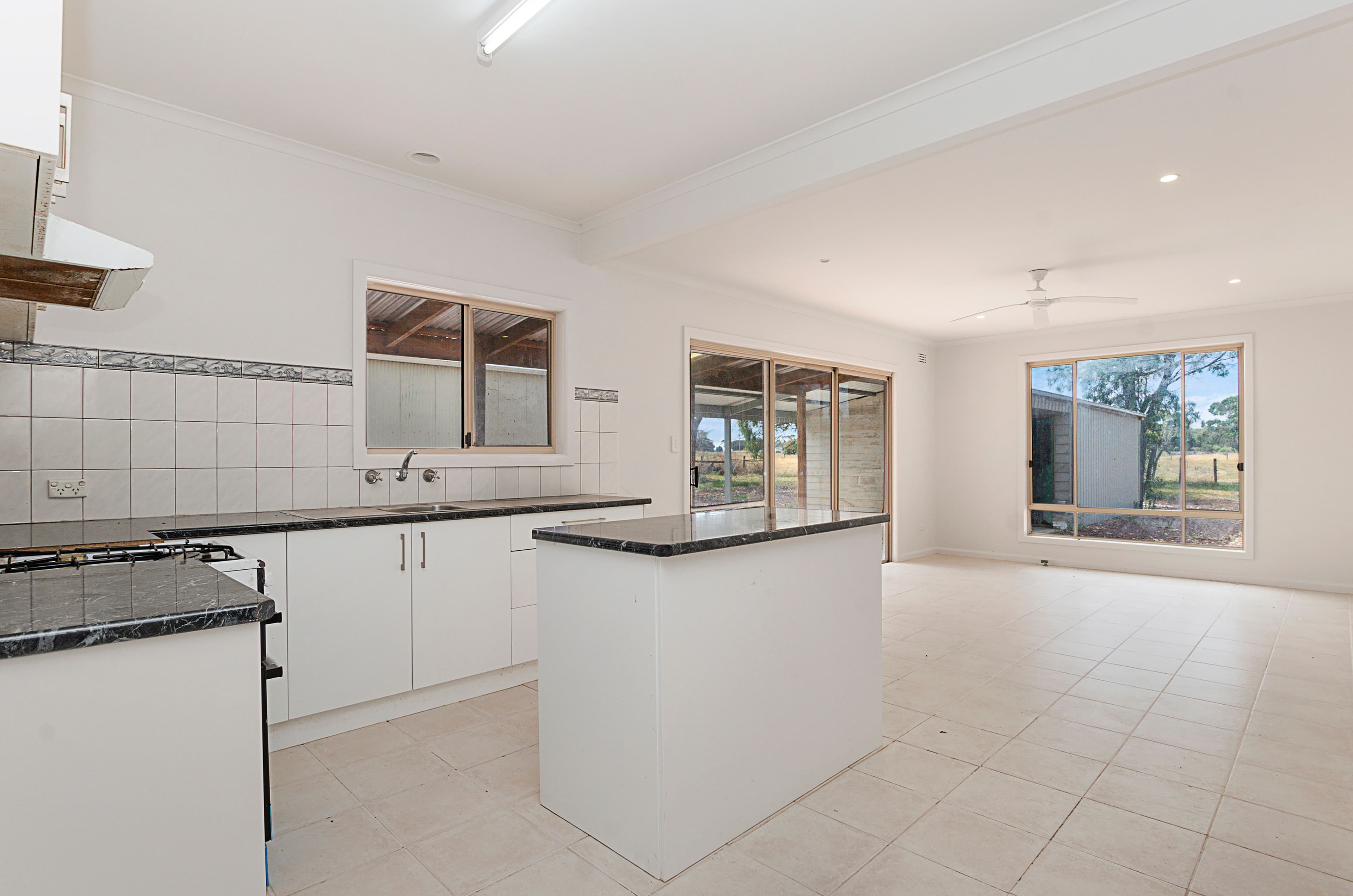 25 Laang Road, Garvoc VIC 3265, Garvoc - Thumbnail 3