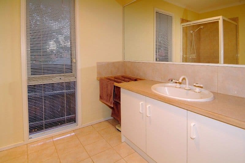 5 Silverdale Rise, BUNDOORA VIC 3083, Bundoora - Thumbnail 8