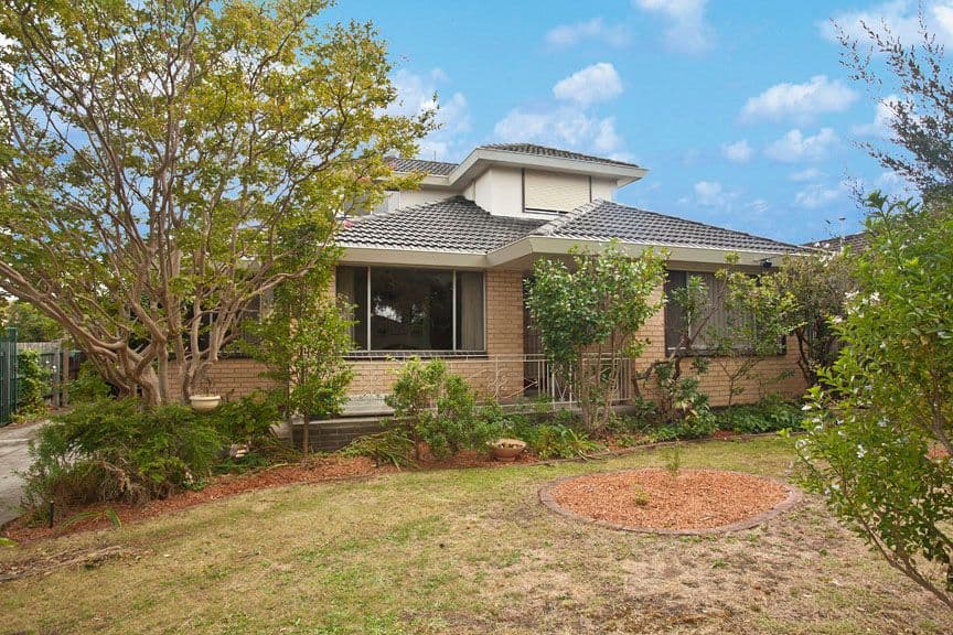 13 Merrick Crescent, GLEN WAVERLEY VIC 3150, Glen Waverley - Image 1