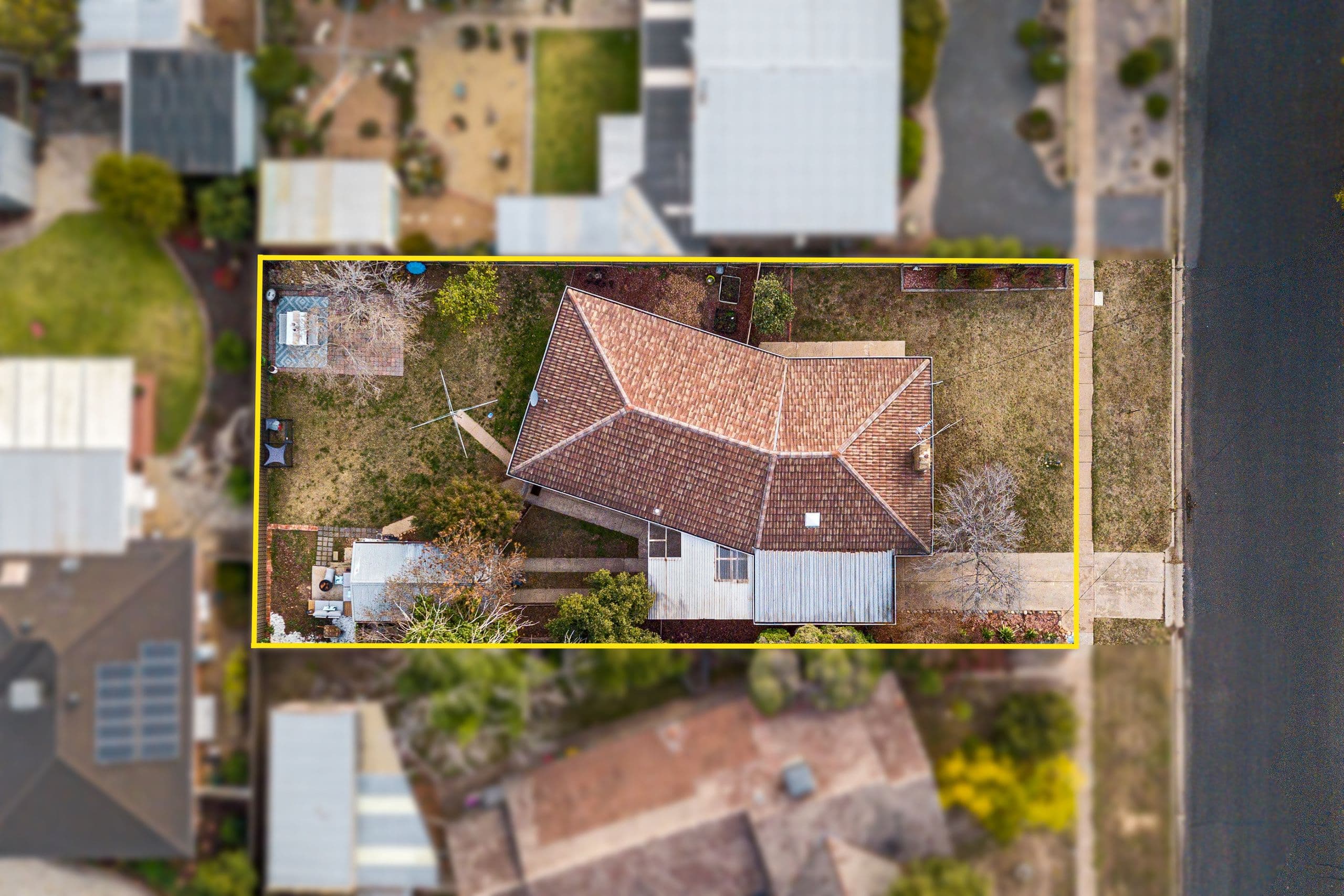 13 Monds Avenue, Benalla VIC 3672, Benalla - Thumbnail 2